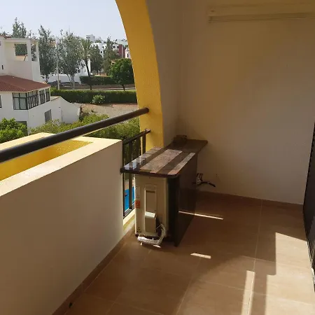 Apartment Tio Papel Iii *