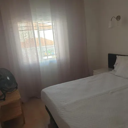 Apartment Tio Papel Iii *